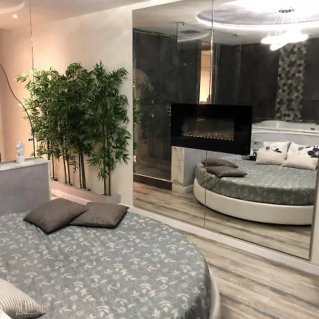 דירה Luxury אסיסי